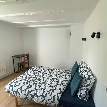 Au Pied Leve Hotel Calorguen Room photo
